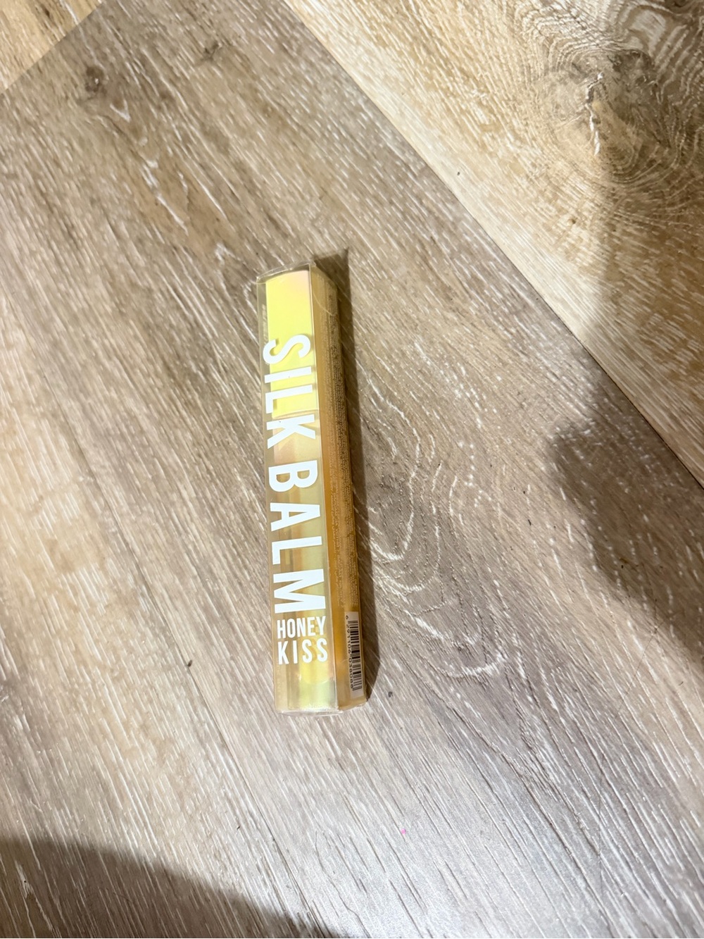 Huda Queen Bee Honey Silk Balm new